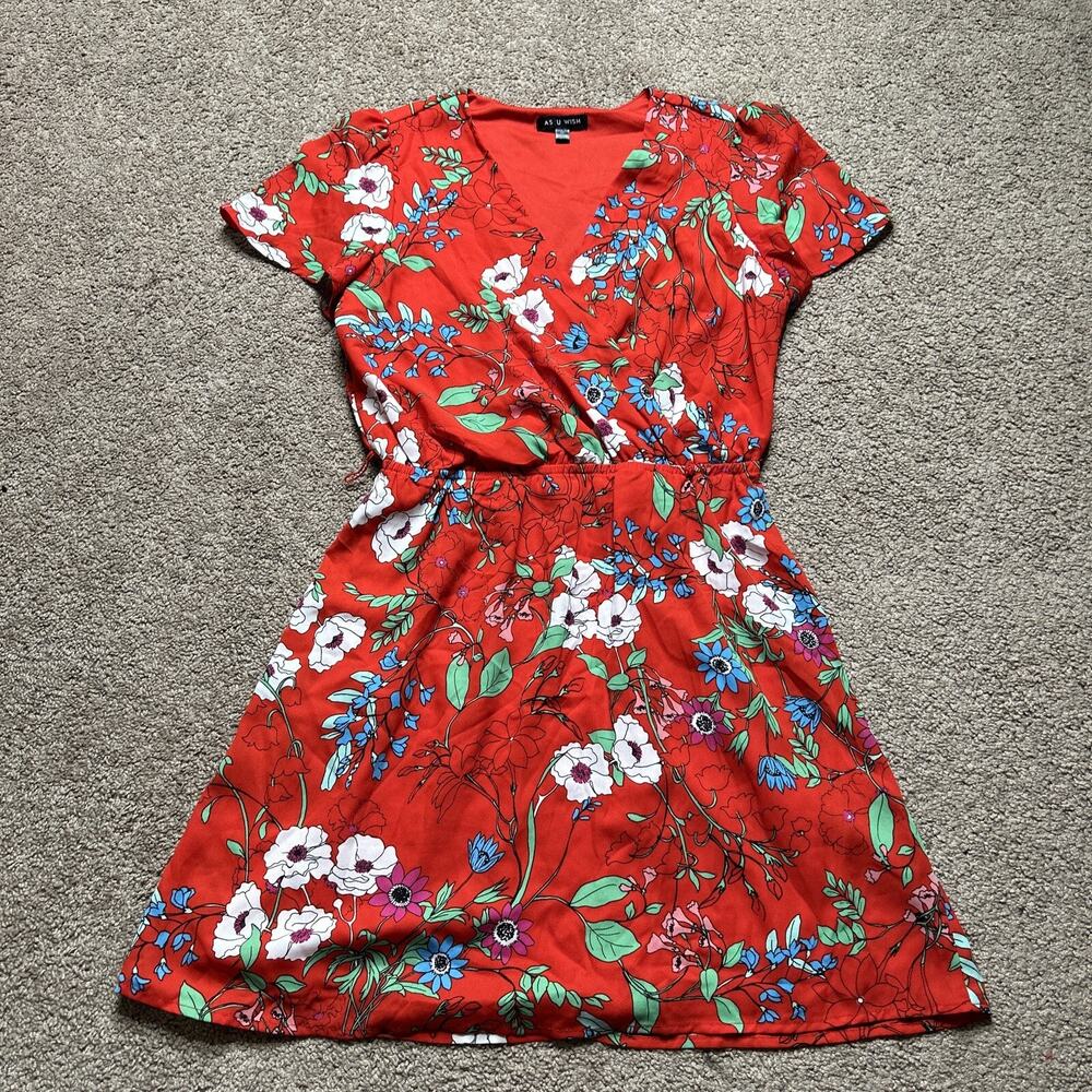 Women’s Size Medium As U Wish Red Floral Wrap Dress Short Summer Dress